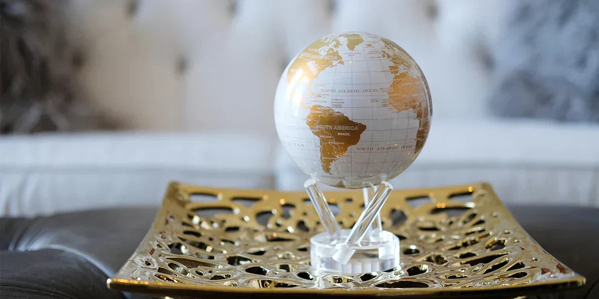 MOVA Pearl White & Gold Globe