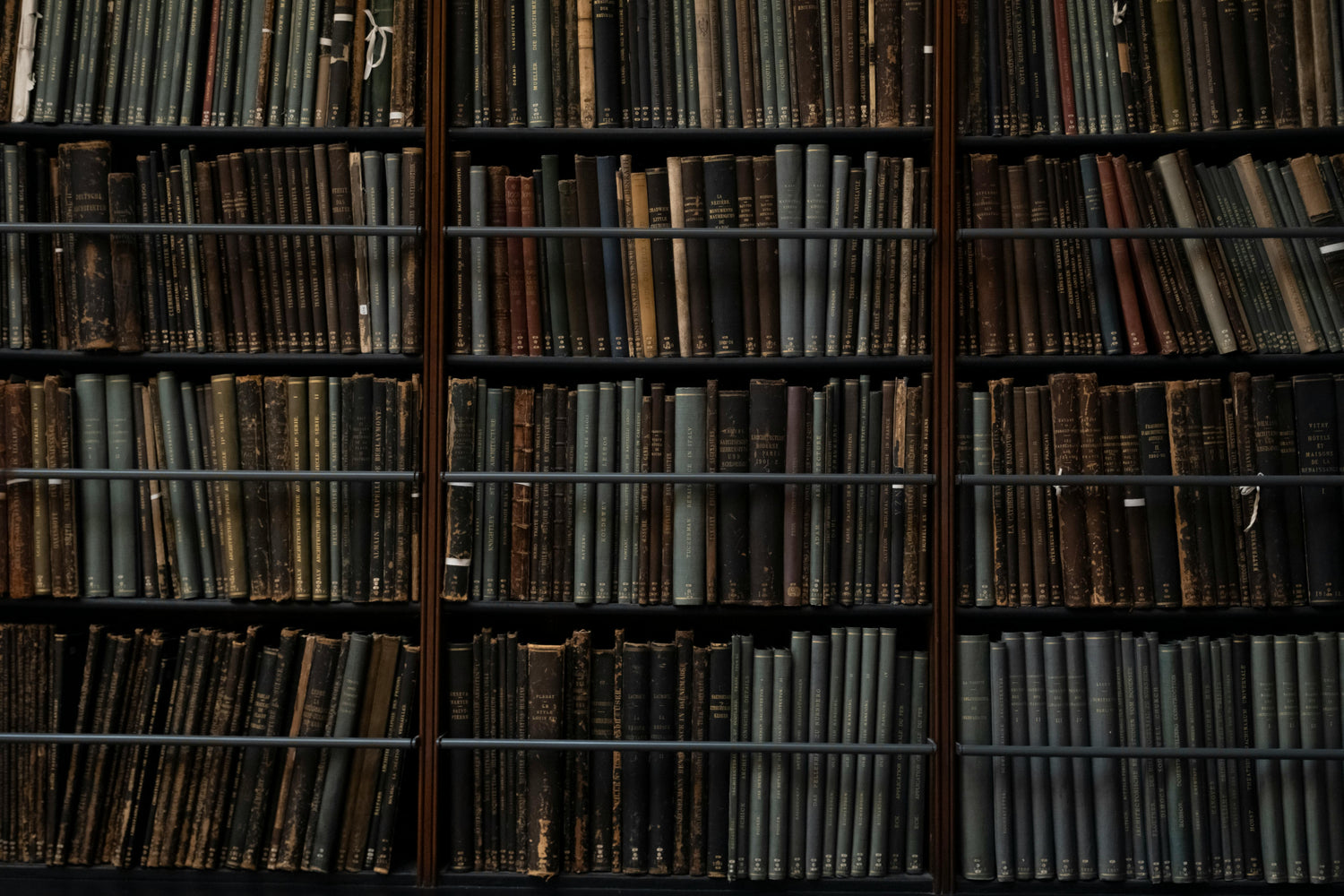 MOVA Archive Collection