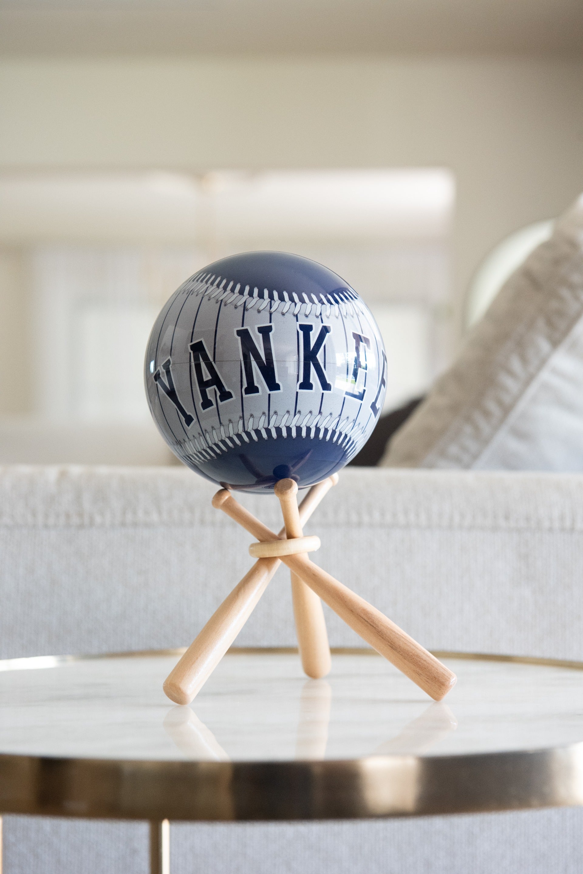 MLB® YANKEES™ GLOBE (Region Limit)