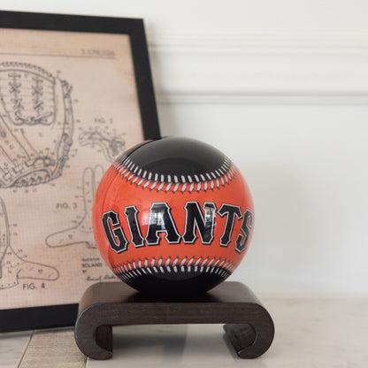 مجسّم الكرة الأرضية لفريق MLB® جاينتس™ (قيود إقليمية)