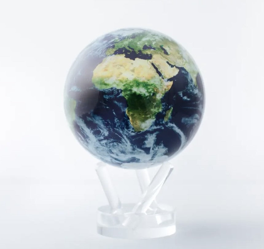 EARTH WITH CLOUDS GLOBE